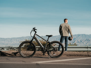 How to Avoid Cars and Pedestrians When Riding an Electric Bike